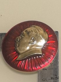 放光芒毛主席像章5.4cm