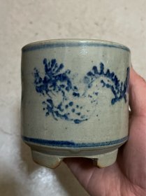 青花香炉