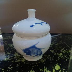 早期陶瓷小茶叶罐