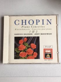 瑞士首版CD/奥尔森演奏肖邦1、2钢琴协奏曲/私藏品佳/盒裂如图/简介：奥尔森GARRICKOHLSSON1970届肖赛奥尔森是第一位在肖邦钢琴比赛上获得第一名的美国钢琴家，他就在世界范围内成为一名具有权威口碑和技术实力的音乐家，同时也被认为是世界上最杰出的肖邦音乐演奏者之一。同时，他也是列文涅夫人的学生。但提起此人，我首先想到的总是他作为Arrau重要传人的身份。