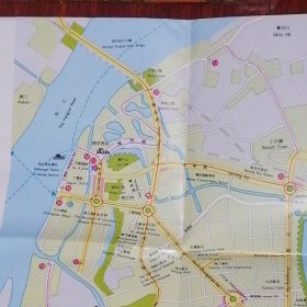 (早期南京市旅游折页彩页)南京市旅游宣传彩页：内有夫子庙.南京中山陵.南京市导游图等等南京风景名胜古迹图片简介（自然旧 年代及品相看图自鉴）