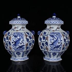 元代青花釉里红鱼藻纹雕刻捏花葡萄纹兽头八方盖罐（36×27cm）