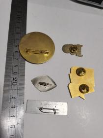 五个各种章一起，如图t