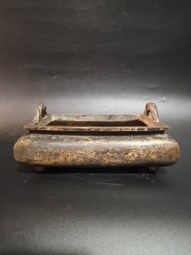 古董古玩收藏 铜器 铜香炉 四方扭丝耳铜炉 尺寸 长宽高:19/14.5/8.2厘米 重量:2.9斤