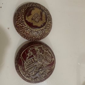 雕花珀宝盒