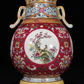 旧藏 清乾隆珐琅彩胭脂红轧道纹开窗四季花鸟纹转颈瓶 26.5*18厘米