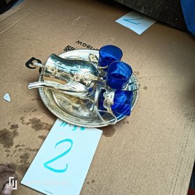 银器茶具一套（自己判断）