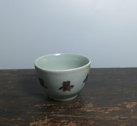 旧仿豆青杯