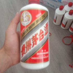 飞天茅台酒瓶   2018年   500毫升    实物图 品如图