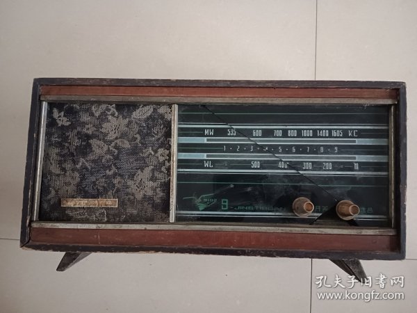 老收音机 淄博海鹰牌 不好用前玻璃有裂破损 摆件道具收藏 38×14×20
