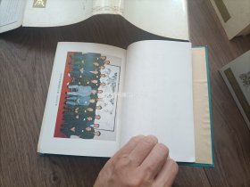 1987年~1998年《中国兵书集成》精装护封全51册大全套，解放军出版社，辽沈书社，金盾出版社，联合出版，十余年陆续出齐完整大全套。私藏无写划印章水迹，外观如图实物拍照。