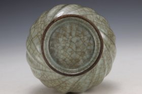 C476---旧藏宋官窑葫芦瓶