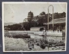 抗战时期 “明朗北京”系列 风俗影像画片《颐和园万寿山》一枚