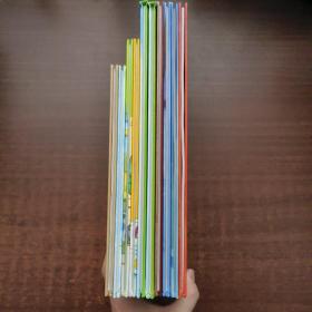 自我保护意识培养 (第1~5辑·全10册)：我懂得寻求帮助、我能保护自己、不做小红帽、远离“亲切”的老猫、我会安全过马路、我懂得骑车安全、我不跟你走、别想欺负我、绝对不能保守的秘密、我不会走丢