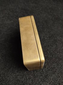 天师驱毒,铜印泥盒,或者墨盒,驱邪纳福,驱除一切牛鬼蛇神,纳福迎祥,比较厚重,品相完整。