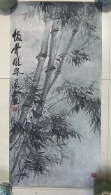 竹子，墨竹，傲骨雄姿，写意画法，泼墨晕染，真人真迹纯手绘作品，河北省美协郭亚军老师的原创大作，本人承诺假一赔万，支持第三方鉴定。老师的竹子创作很有意境，看整体构图，画的很灵动，惟妙惟肖。尺寸：1米×50公分的，三尺整张的，家里客厅，中堂，卧室，书房，茶室，玄关都可悬挂！竹子挂在家里，具有节节高之意。