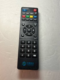 中国移动万能通用机顶盒遥控器宽带型号RC35M-2   B860AV2.1-A机顶盒遥控器，需要的直接拍（放遥控1箱中）

品相如图，所见所得