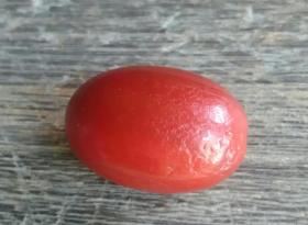 橄榄形红玛瑙珠