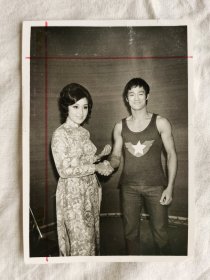 70年代初李小龙黑白照片，原照，13x9.1cm