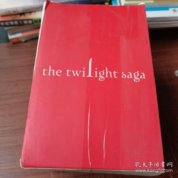 Twilight Saga 5 Book Set (White Cover) 暮光之城(白色圣诞套装5册)