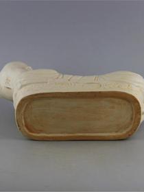 定窑白釉娃娃枕