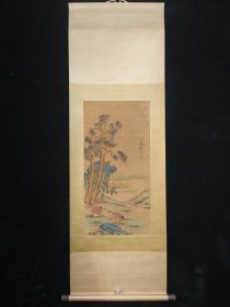 手绘临摹画
材质：绢本
装裱尺寸：长185cm*宽62cm左右
画心尺寸：长85cm*宽44cm左右