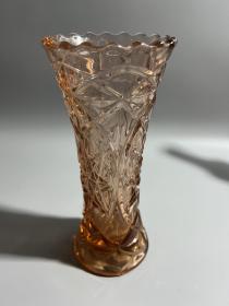 民国时期，喇叭口玻璃瓶子