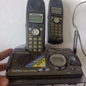 Panasonic电话      怀旧老电话，可做影视道具