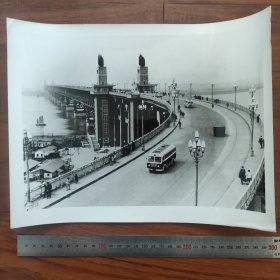 超大尺寸：1968年，南京长江大桥建成通车