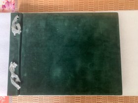 （作为补图 不可下单）日本老相册 1966年 研修旅行 冈山 九州 长崎 鸟取 福冈等 昭和时期 社会活动 各地风景旅行照 社团合影 各种公园 神社 阿苏火山 鸟取沙丘 银杏叶 参观门票 纪念章 花费记录单 酒标 火柴标 旅馆标 景点介绍简介 各种60年代列车票 急行券 制服长腿丝袜美女 是社会生活 历史研究的好资料 甚是漂亮 内容罕见 大开本 大厚册 大稀缺品 封面封底刺绣棉麻布 漂亮美品