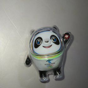 北京2022年冬奥会吉祥物冰墩墩