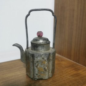 清代六棱镶铜锡茶壶