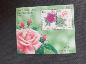 新西兰《新中联合发行 月季花卉》邮票小全张