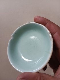 清末豆青碟 杯都有磕碰一起价格