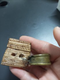 日本回流 老物件 塑料制品 打灯发红 根付带一个小铜墨盒