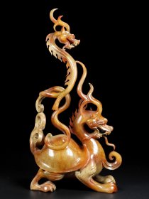 精品和田玉 ，龙龟，玉质细腻，包浆厚重，沁色入骨，雕工精细，品相完美，细节如图，长16.5宽9.5高31厘米，总重1780克