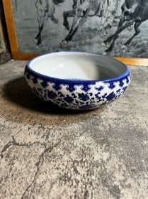 现代，青花水养盆一只