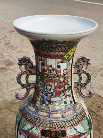 重器.精工细作满工粉彩水浒英雄人物纹螭龙双耳落地瓶一对