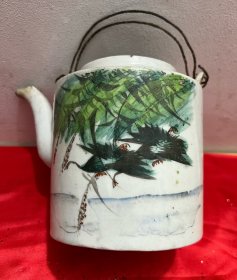茶壶，文字花鸟图案