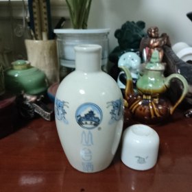 丛台酒瓶(盖子是配的)