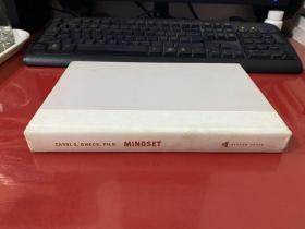 Mindset:：The New Psychology of Success（外文原版：看见成长的自己，精装，2006版，边角磨损，无护封）