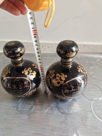 酒瓶:鑫上京窖藏