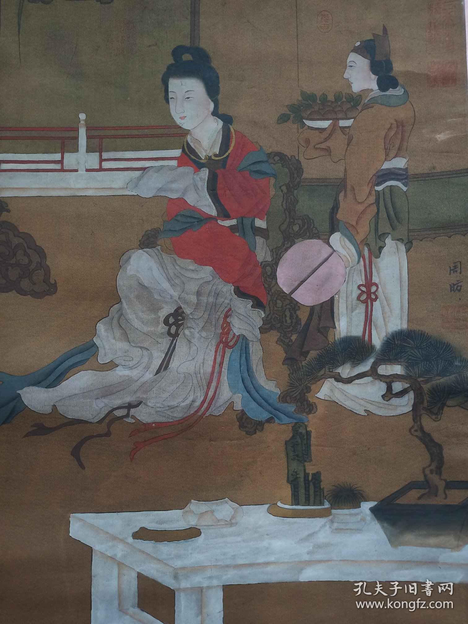 绢本立轴人物画一副