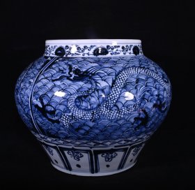 元青花海水龙纹罐，高27.5×35厘米