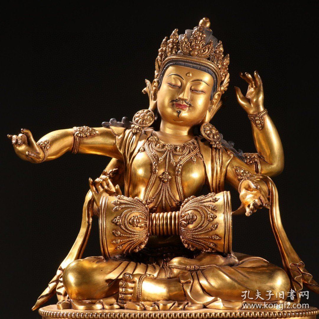 明 铜鎏金佛母造像