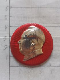 毛主席像章（中国人民解放军测绘学院）