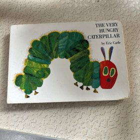 The Very Hungry Caterpillar  Board book 饥肠辘辘的毛毛虫 英文原版