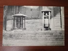 民国时期上海美泰公司发行金门（Chas Gammon）摄影北京雍和宫经幢黑白明信片