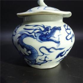 青花瓷器飞龙瓷罐元代精品陶瓷带盖荷叶罐古代官窑古玩旧货
