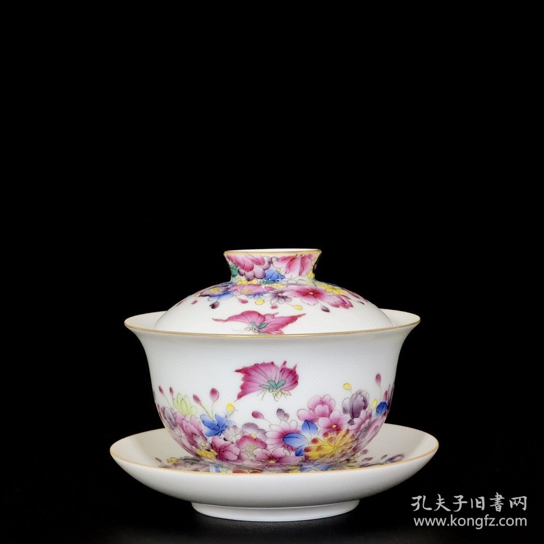 点击查看原图 清乾隆珐琅彩万花蝴蝶纹盖碗 古玩古董古瓷器老货收藏